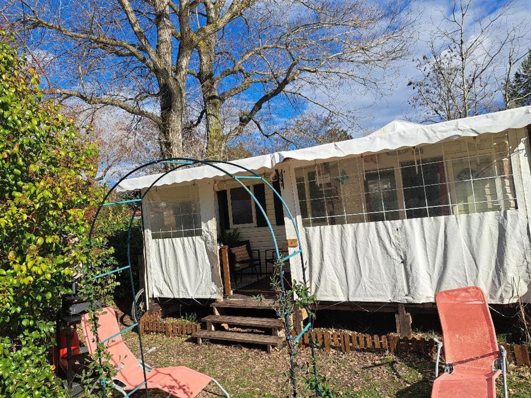 Mobile Home Tout Confort Alexandre La Roque-d'Antheron Exterior photo